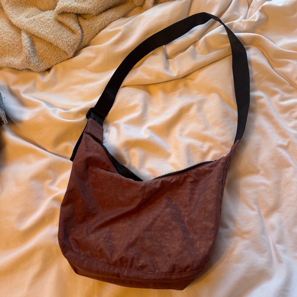 Baggu shoulder / cross body purse bag